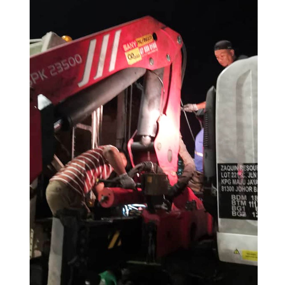 24-Hour Mobile Hydraulic Hose Services