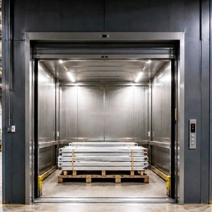 Cargo Lift