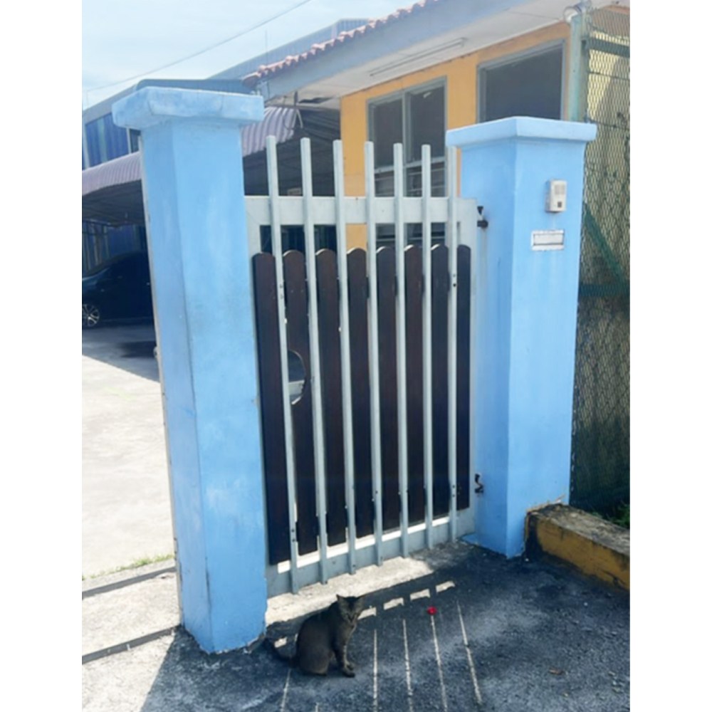 Custom Fencing Gate Fabrication & Installation Services