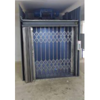 Goods Hoist 3 Stops / Opening 1.5 Ton