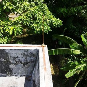 Installing Lightning Arrester
