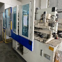 KRAUSS MAFFEI 130 TON EUROPE USED PLASTIC INJECTION MOULDING MACHINE